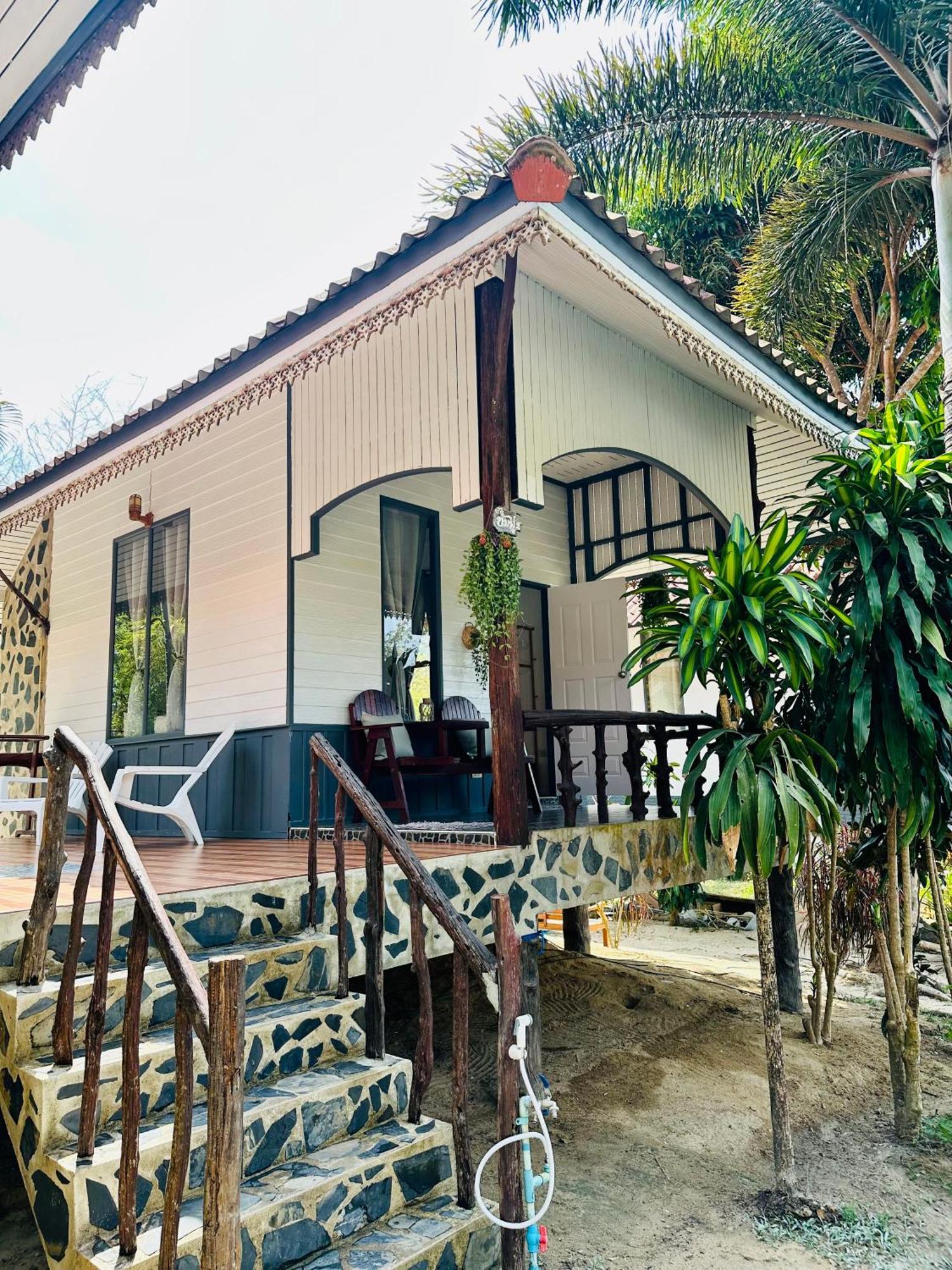 Koh Kood Garden House Hotel Ban Lak Uan Екстериор снимка